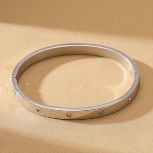 Women’s Stainless Steel Rhinestone Bangle‎